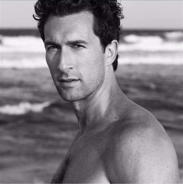 Aaron Lazar potrebbe essere la controfigura di Doctor Strange in Avengers: Infinity War