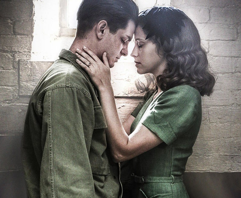 Andrew Garfield e Teresa Palmere sono i protagonisti de La Battaglia di Hacksaw Ridge